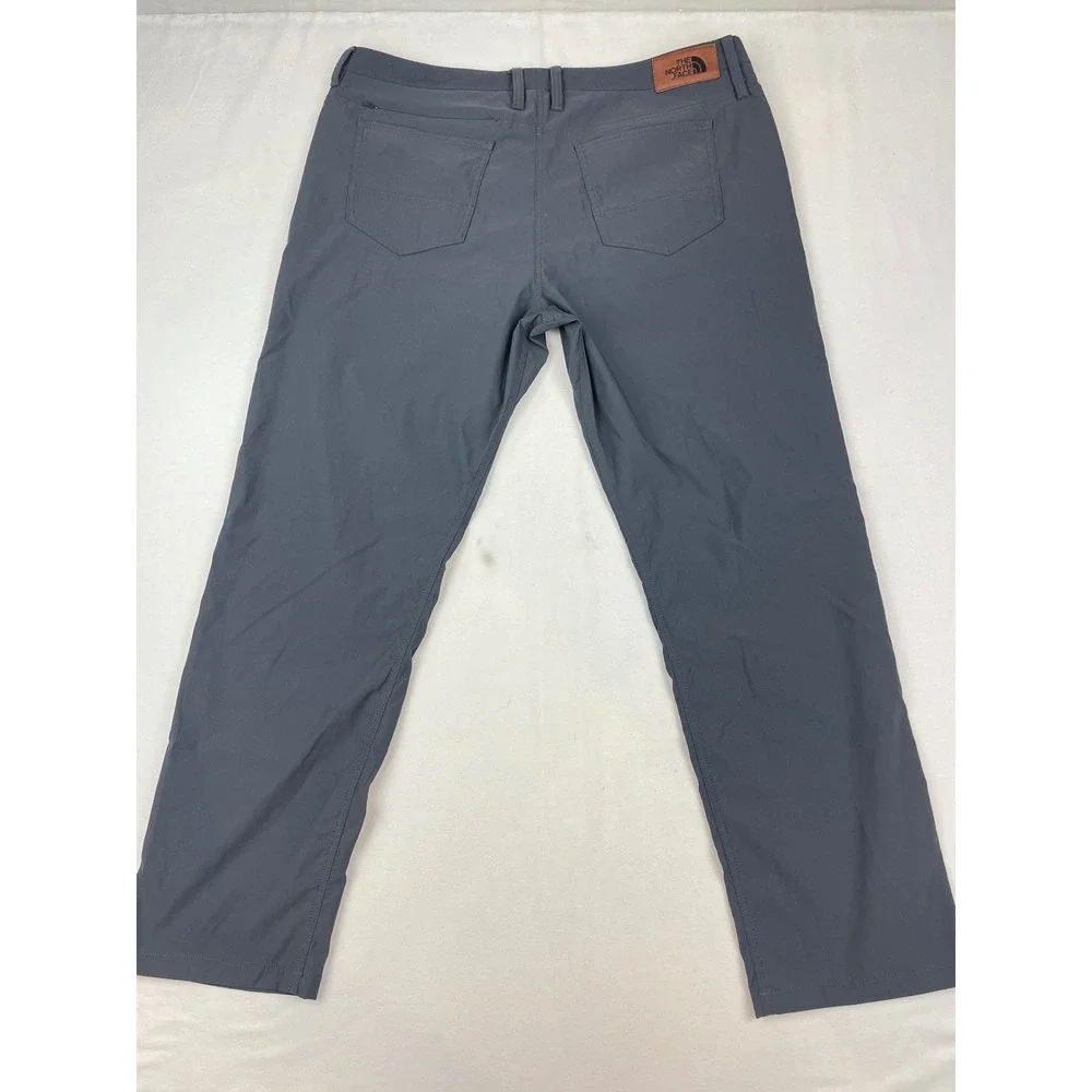 The North Face Mens Motion Pants Gray 38 Short Hiking Outdoor Travel 0295